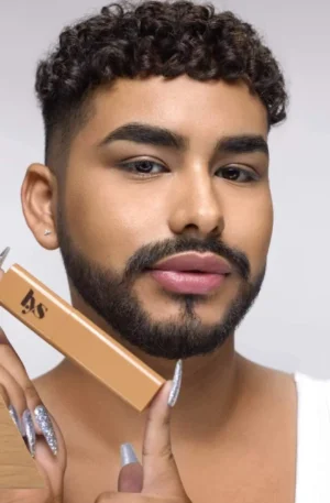 LYS Cosmetics - Base en barra tono tg1 latte